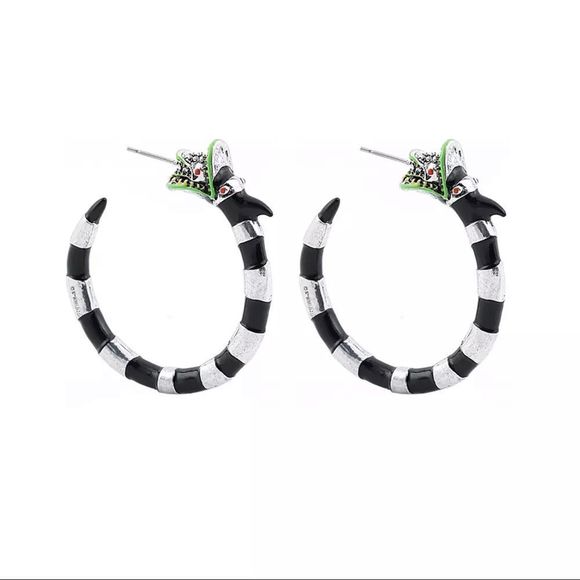 ONE PAIR LEFT! BEETLE JUICE HOOP LOOP FETISH BLACK & WHITE STRIPE SAND WORM 🪱 - Picture 6 of 16